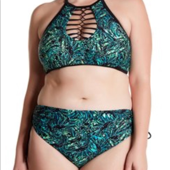 Raisins Other - Raisin two piece swimsuit 22w top/ 16 W bottoms